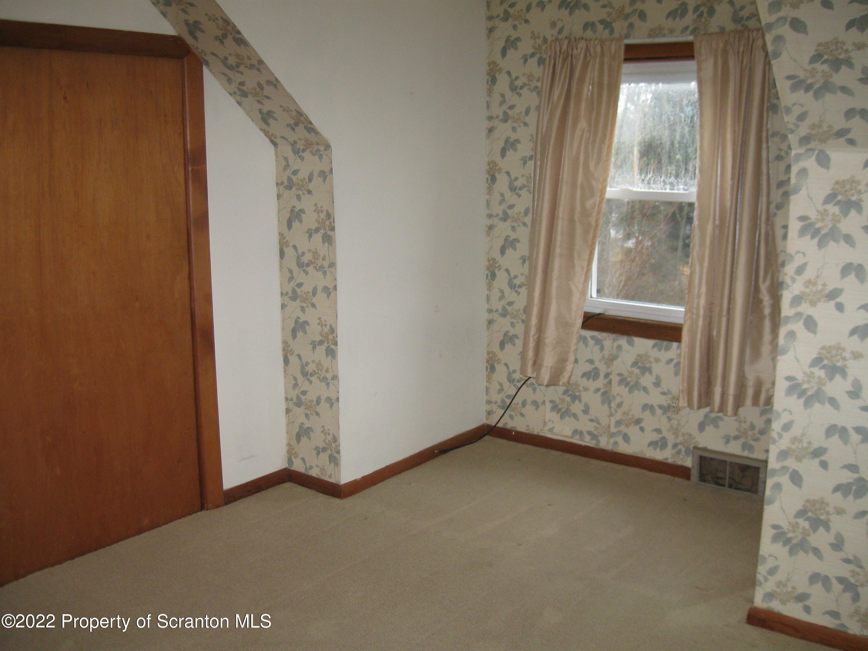 285 Noble Road Clarks Summit, PA 18411 - Photo 17 of 20 Gallery Image 17