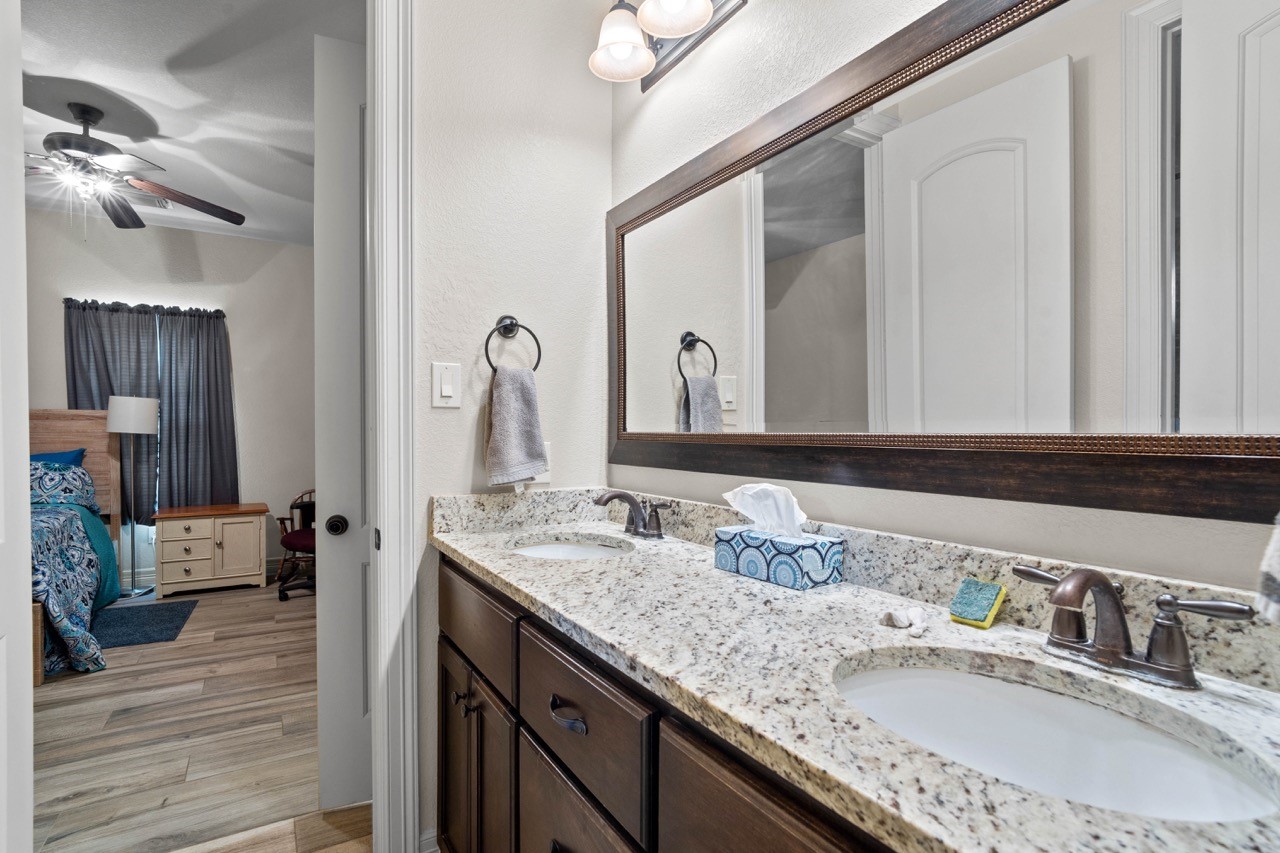 27585 Rio Blanco Drive Splendora, TX 77372 - Photo 27 of 39 Bathroom servicing #2