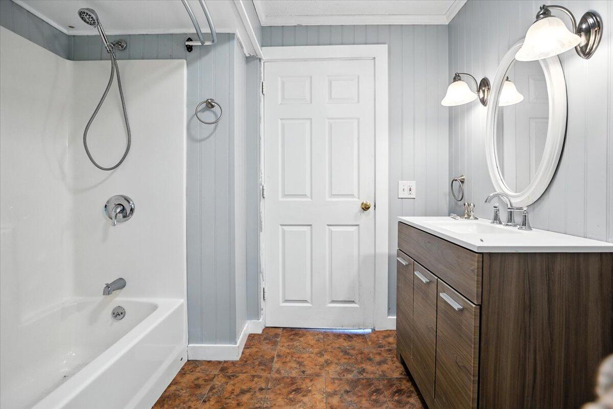 716 Empire Road Poland, ME 04274 - Photo 48 of 62 48-716 Empire Rd_Poland_ME-28