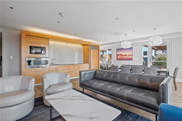 $519,000 | 200 Exchange Street, Unit 414, Providence, RI 02903