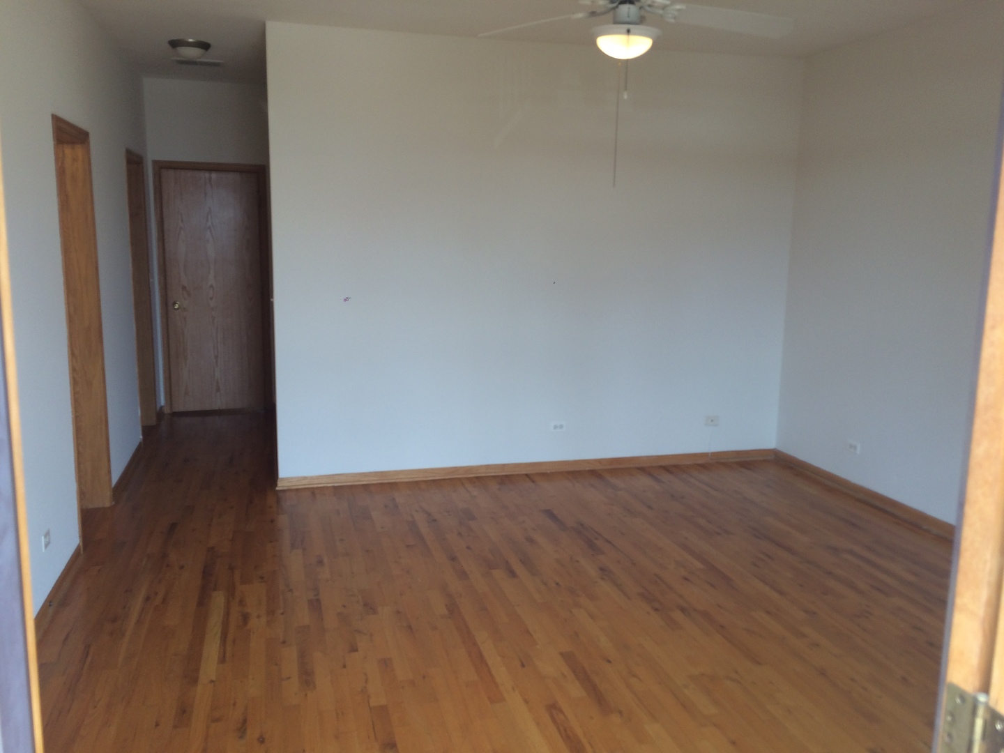 4049 North Sheridan Road, Unit 3 Chicago, IL 60613 - Photo 5 of 14
