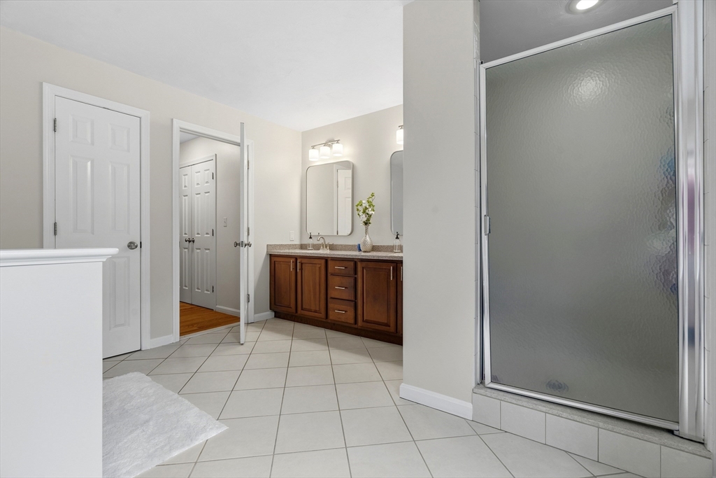 876 Central Avenue Needham, MA 02492 - Photo 16 of 40