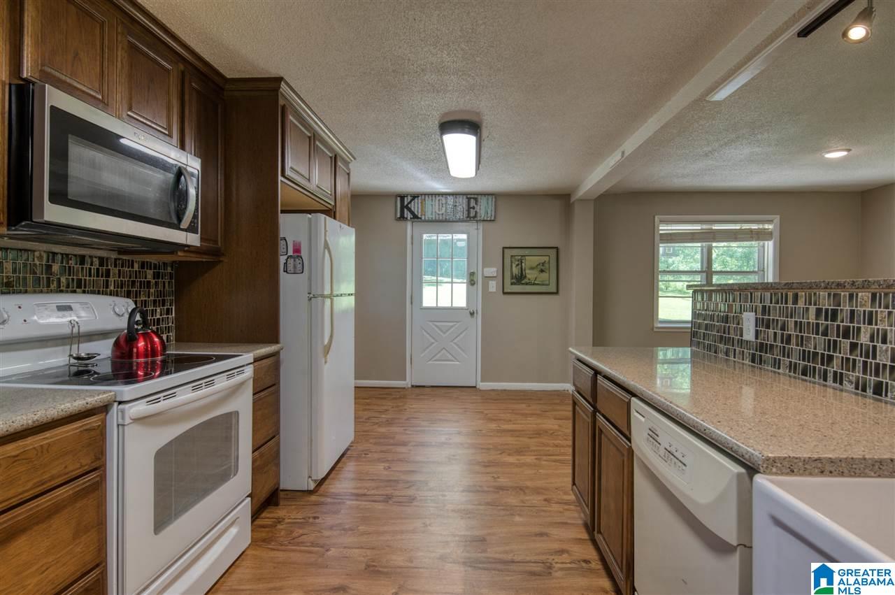 324 Cherokee Street Mount Olive, AL 35117 - Photo 8 of 43