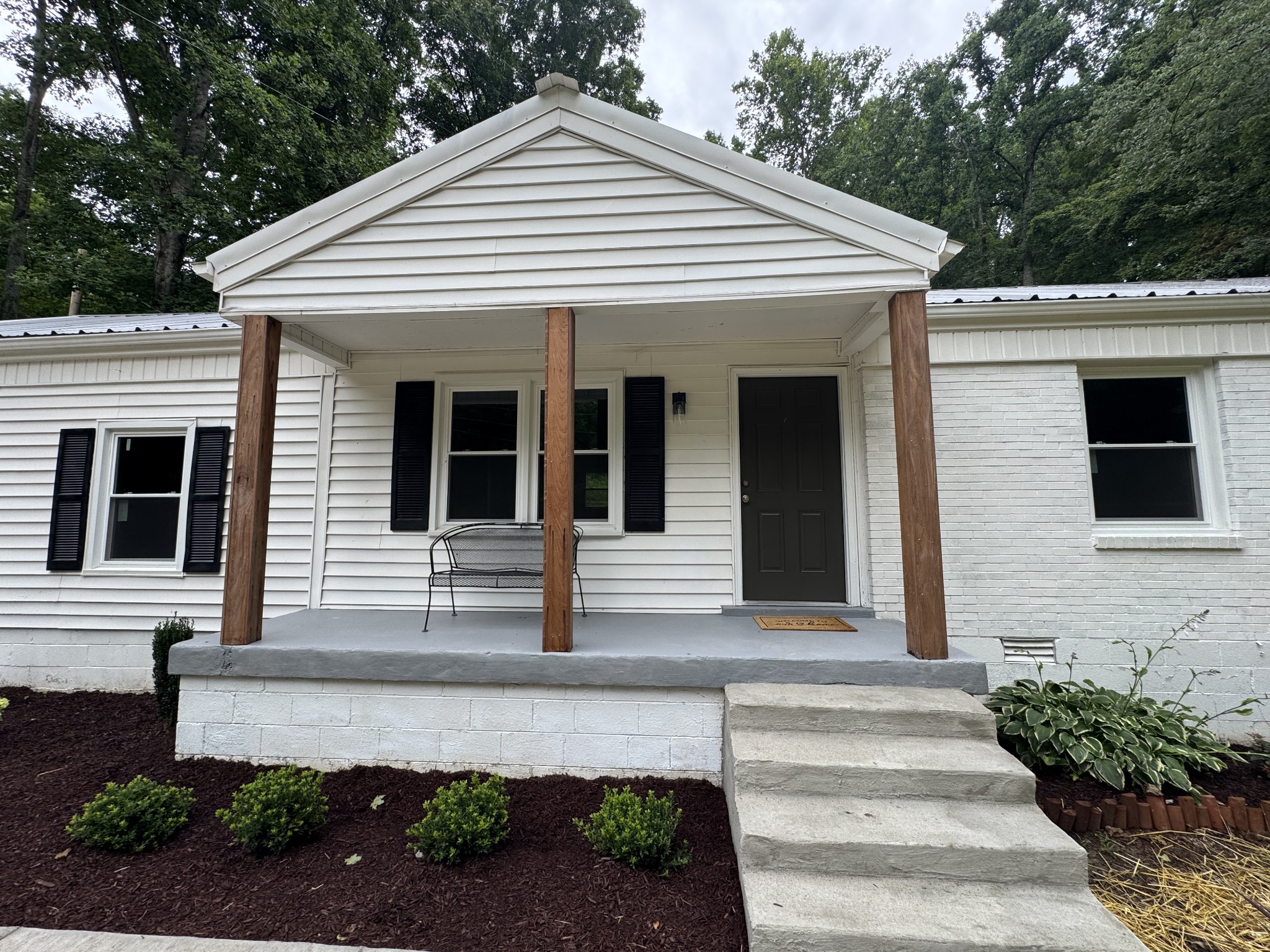 7880 Johnny Crow Road Lyles, TN 37098 - Photo 2 of 24