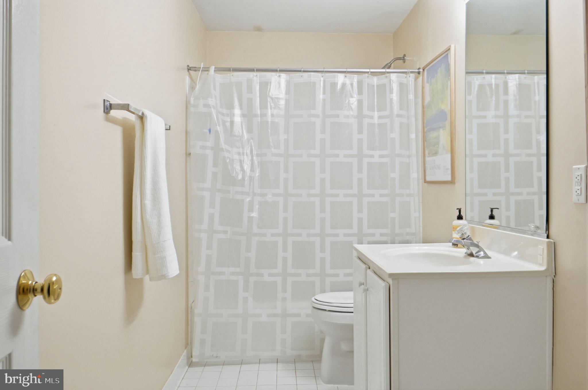 2235 Military Road Arlington, VA 22207 - Photo 18 of 83
