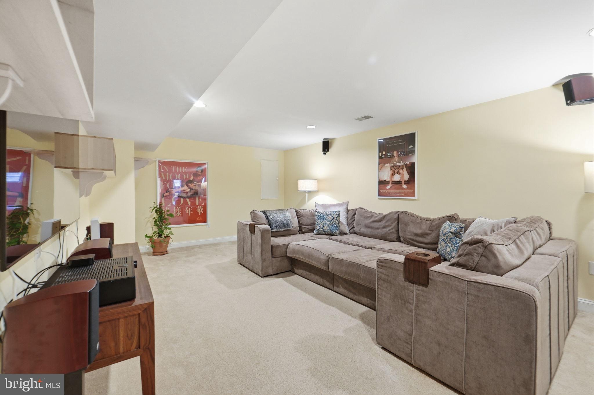 2235 Military Road Arlington, VA 22207 - Photo 24 of 83