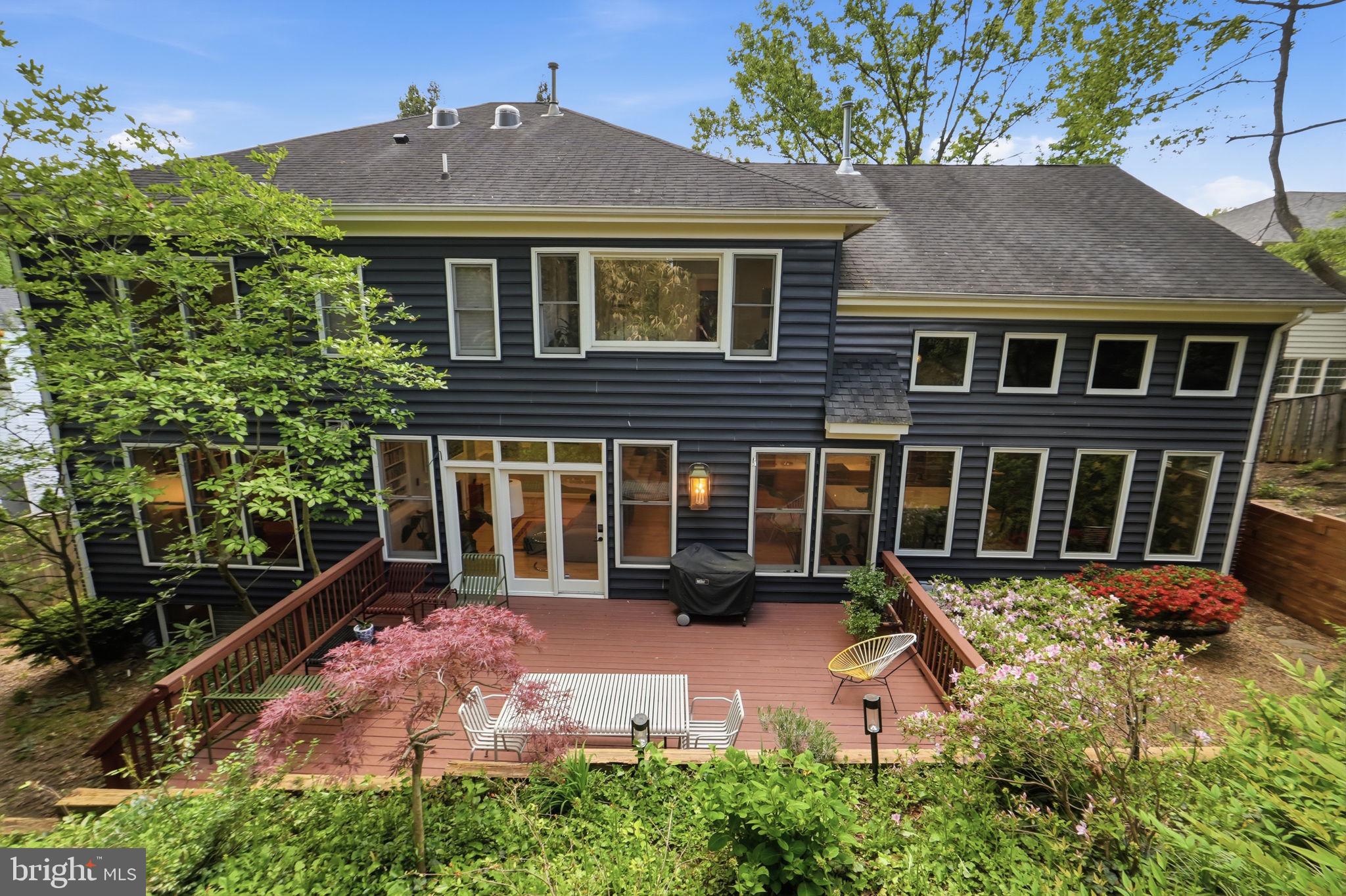 2235 Military Road Arlington, VA 22207 - Photo 4 of 83