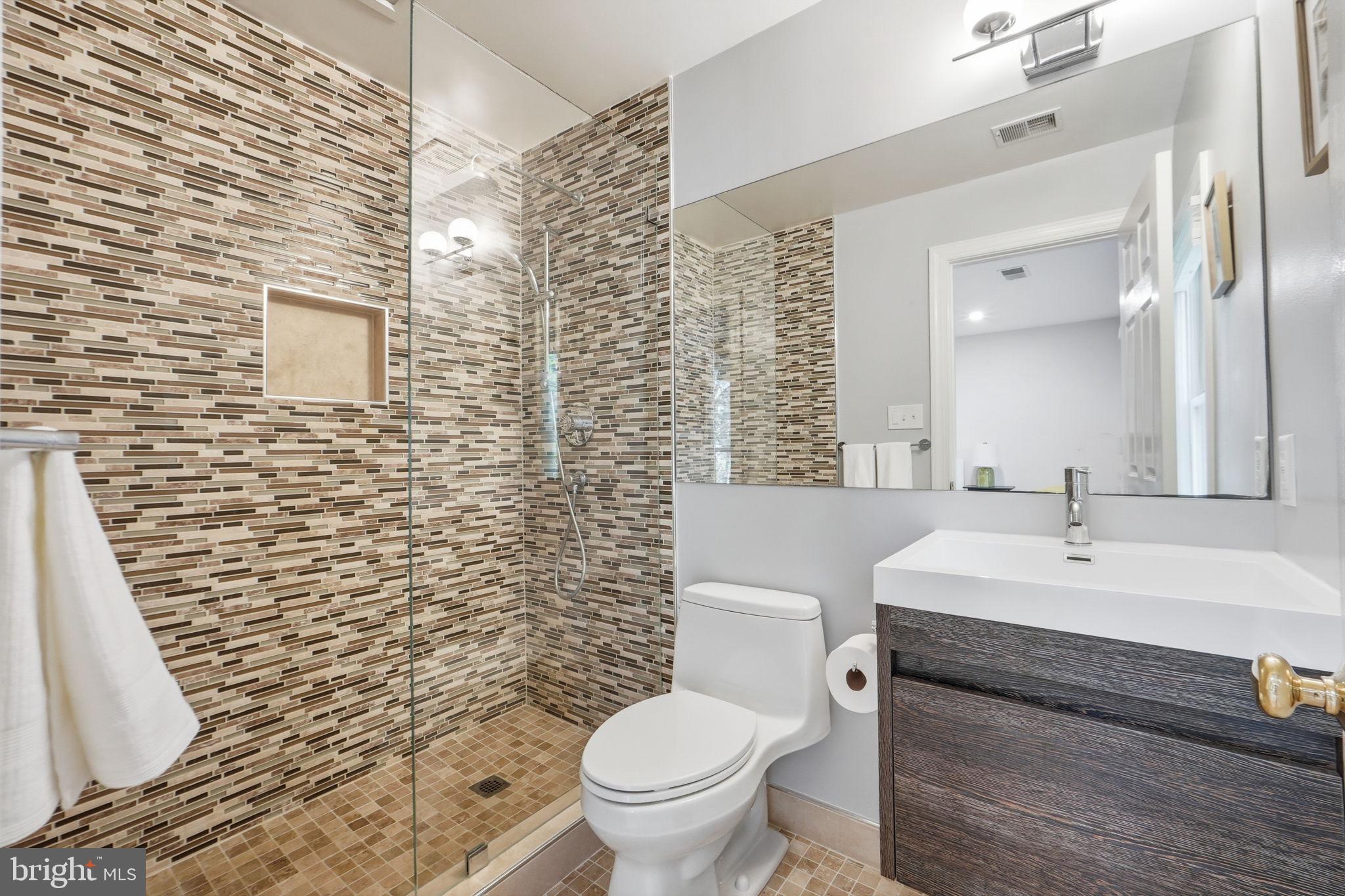 2235 Military Road Arlington, VA 22207 - Photo 71 of 83