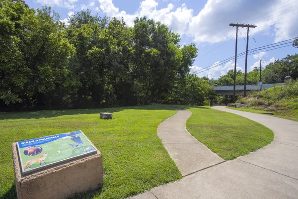 $488,506 | 1553 Oak Springs Drive, Columbia, TN 38401