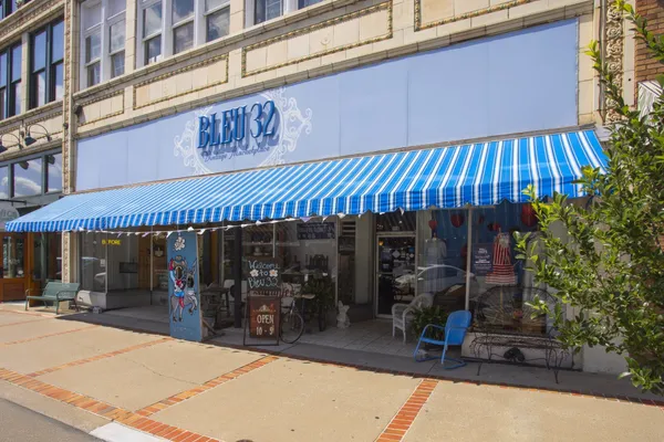 $488,506 | 1553 Oak Springs Drive, Columbia, TN 38401