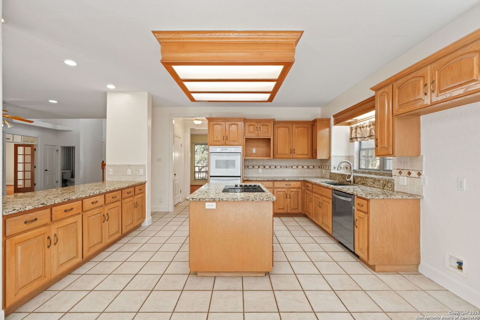 4708 Ammann Road Bulverde, TX 78163 - Photo 15 of 49