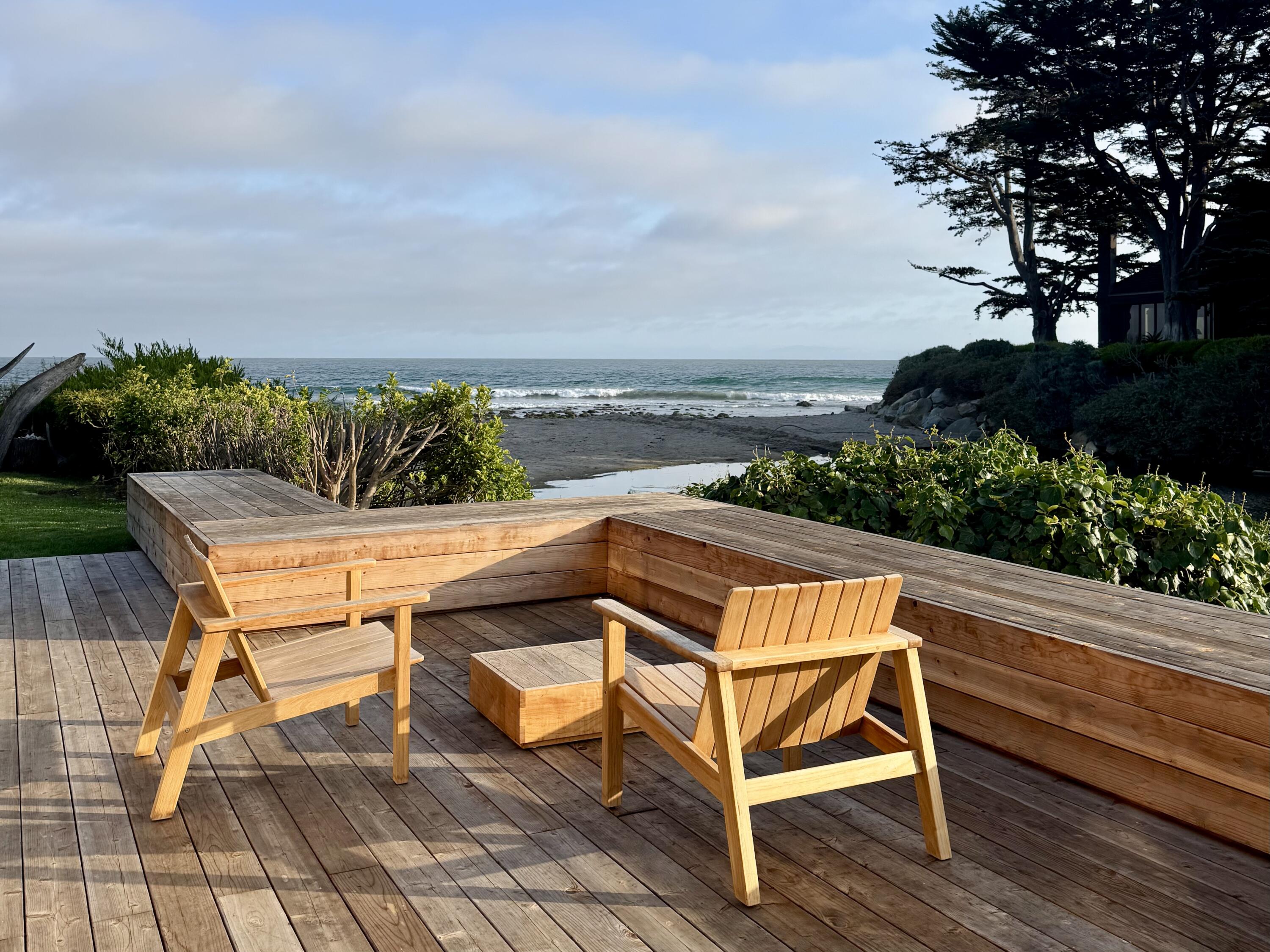 8132 Puesta Del Sol Carpinteria, CA 93013 - Photo 4 of 13 a view of sitting area with furniture