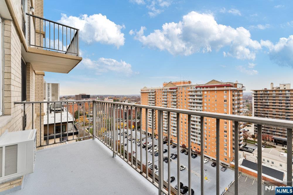 160 Overlook Avenue, Unit 20D Hackensack, NJ 07601 - Photo 20 of 22 a view of city from balcony