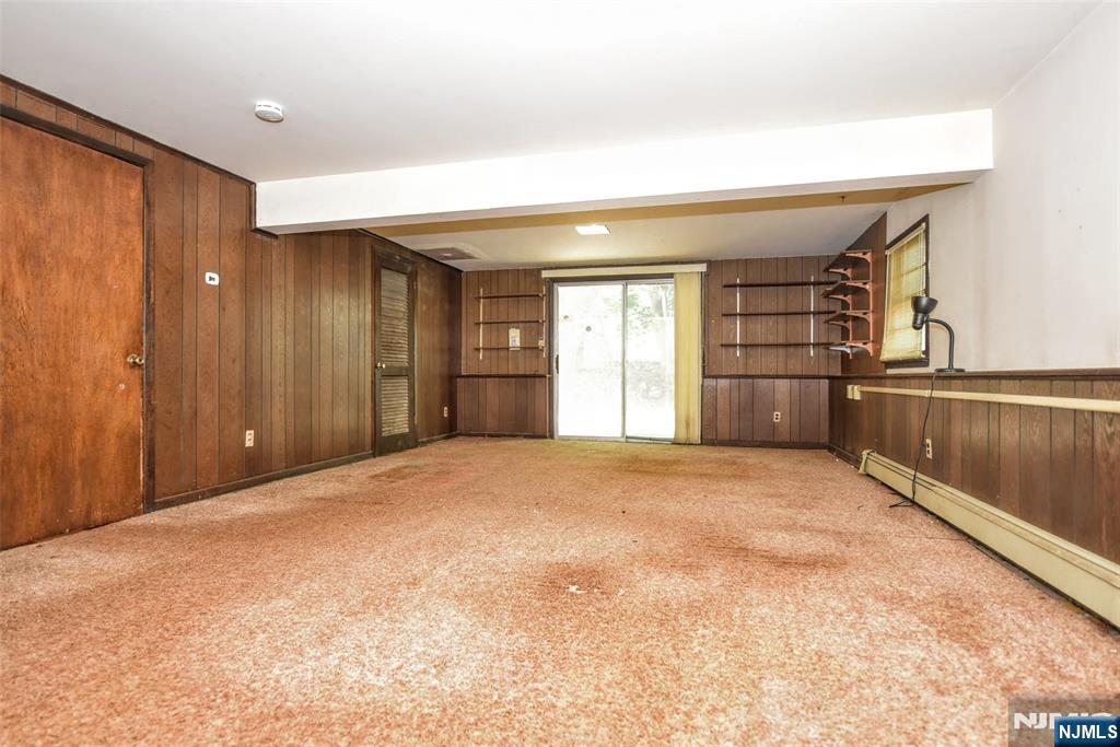 479 Goffle Road Wyckoff, NJ 07481 - Photo 21 of 34 Gallery Image 21