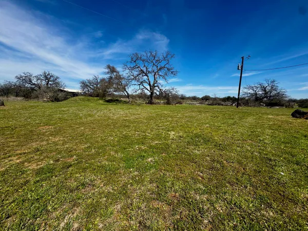 $469,900 | 6410 Gray Road, Valley Spring, TX 76885