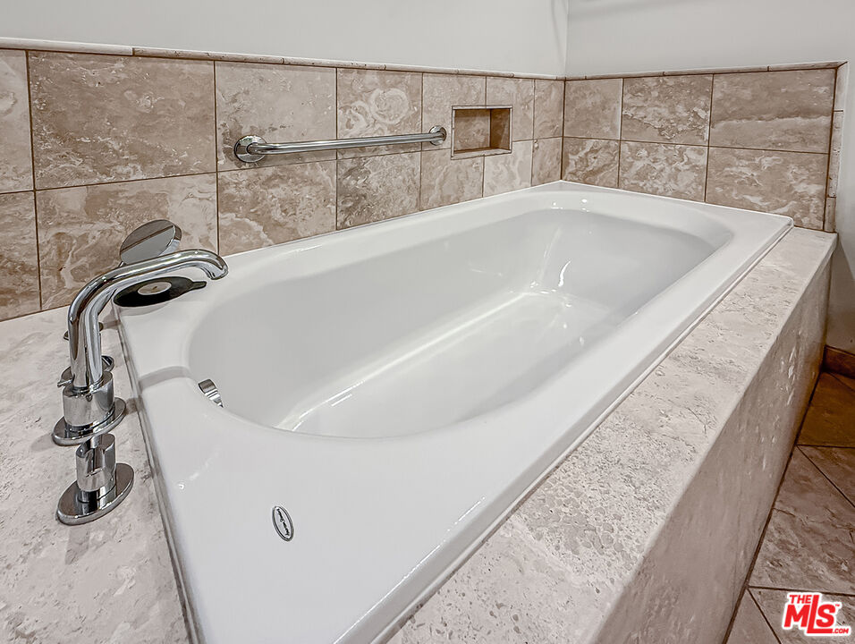 2123 Sycamore Canyon Road Santa Barbara, CA 93108 - Photo 44 of 72