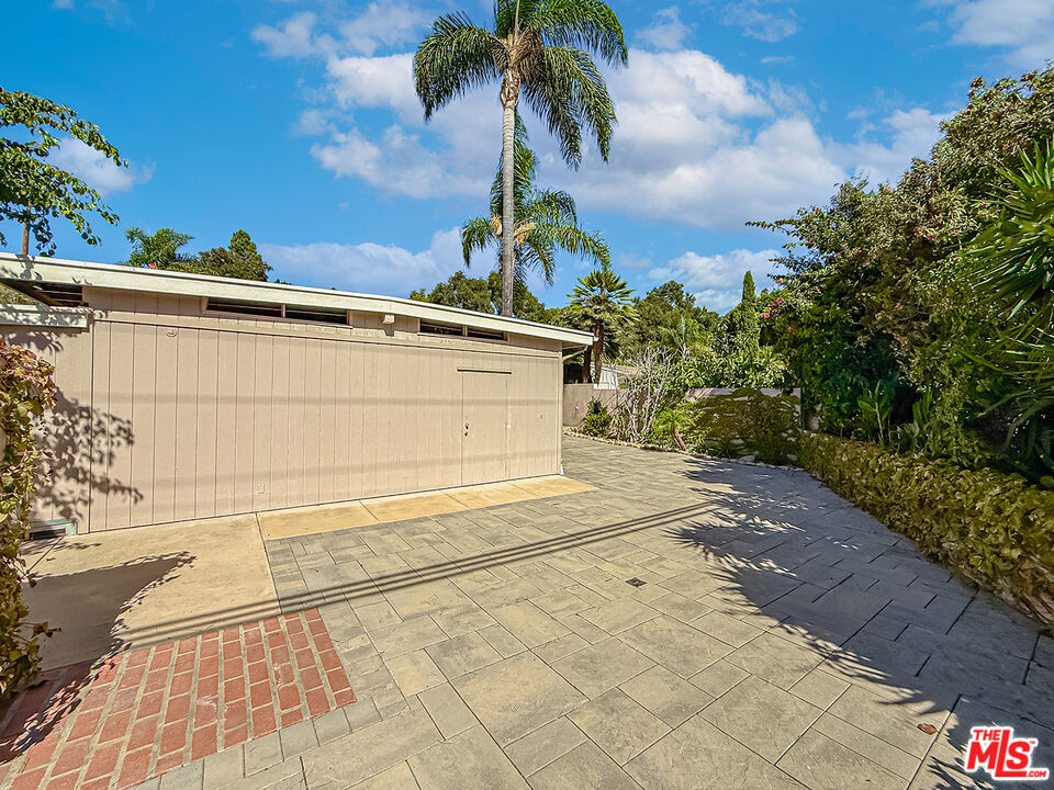 2123 Sycamore Canyon Road Santa Barbara, CA 93108 - Photo 56 of 72