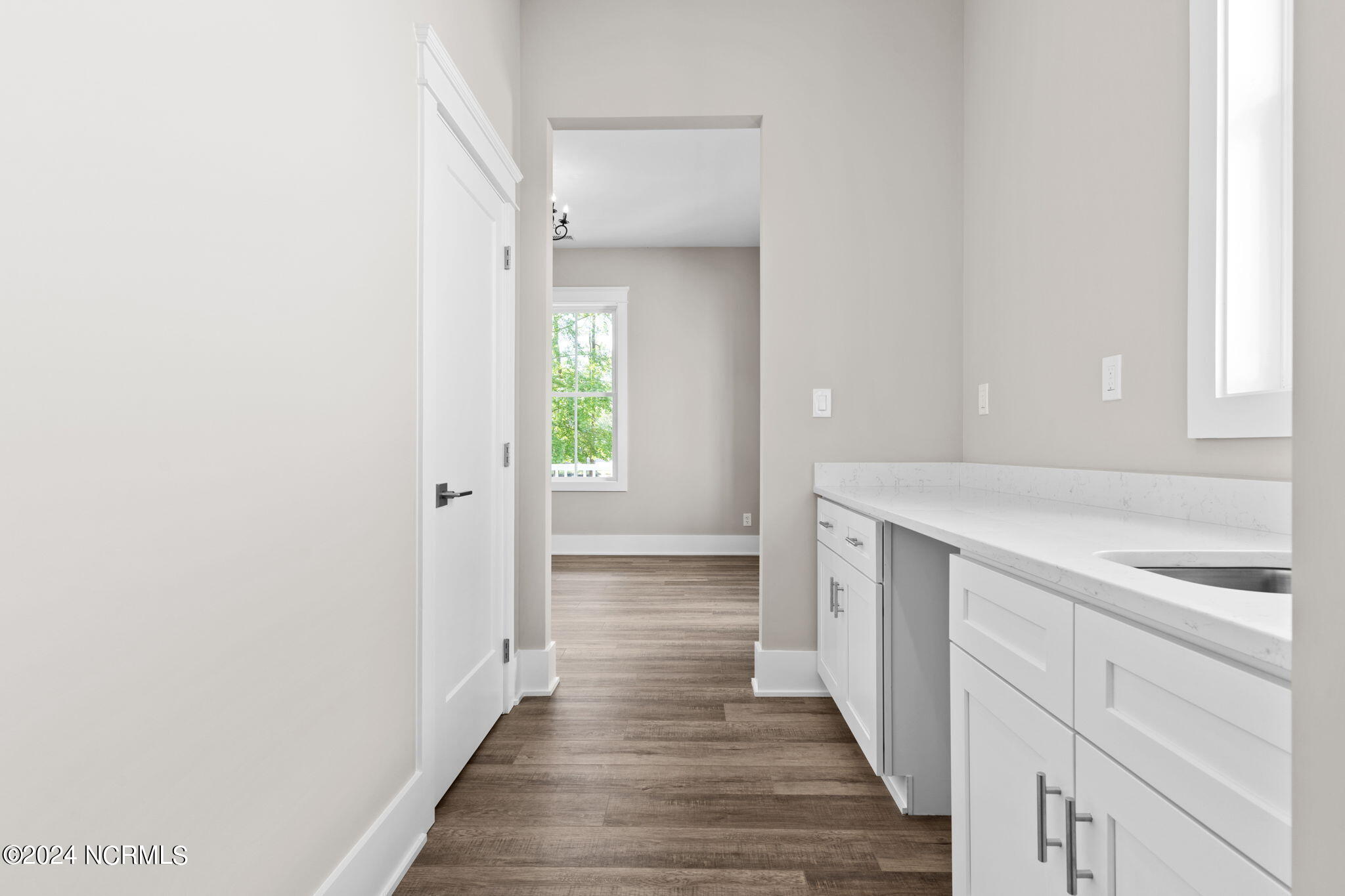 9286 West Lake Road Calabash, NC 28467 - Photo 35 of 70 BUTLER PANTRY/WITH SINNK FROM KITCHEN