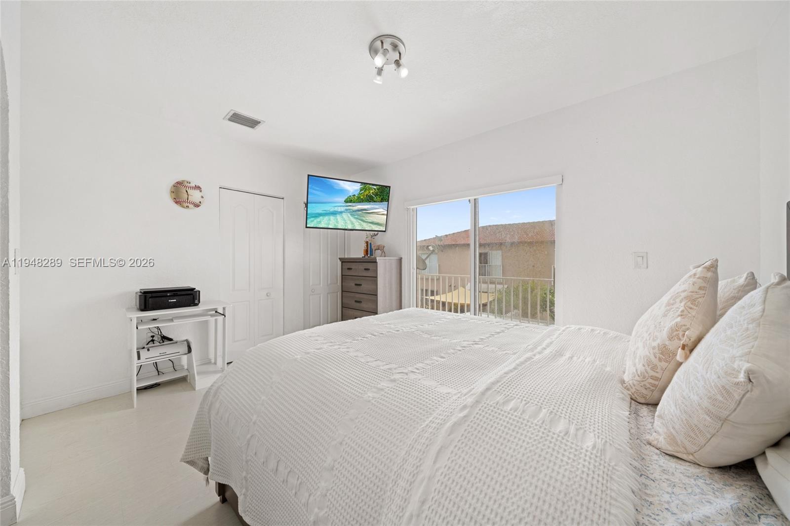 13770 Southwest 170th Lane Miami, FL 33177 - Photo 16 of 24