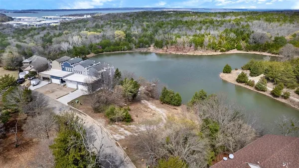 $475,000 | 129 Greenway Bend, Pottsboro, TX 75076