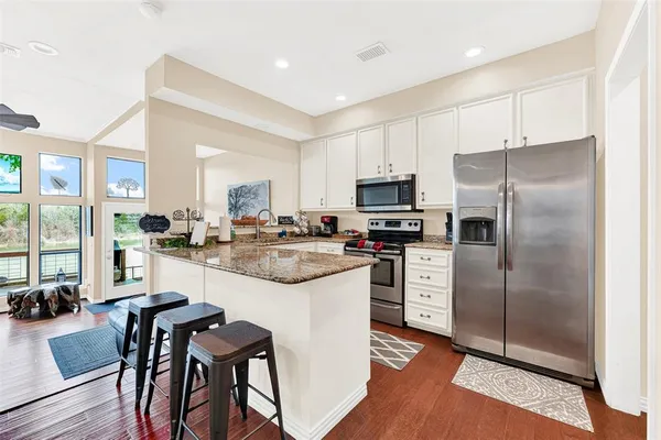 $475,000 | 129 Greenway Bend, Pottsboro, TX 75076