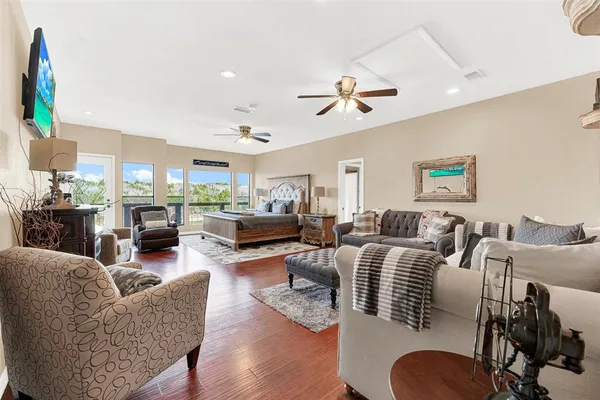 $475,000 | 129 Greenway Bend, Pottsboro, TX 75076