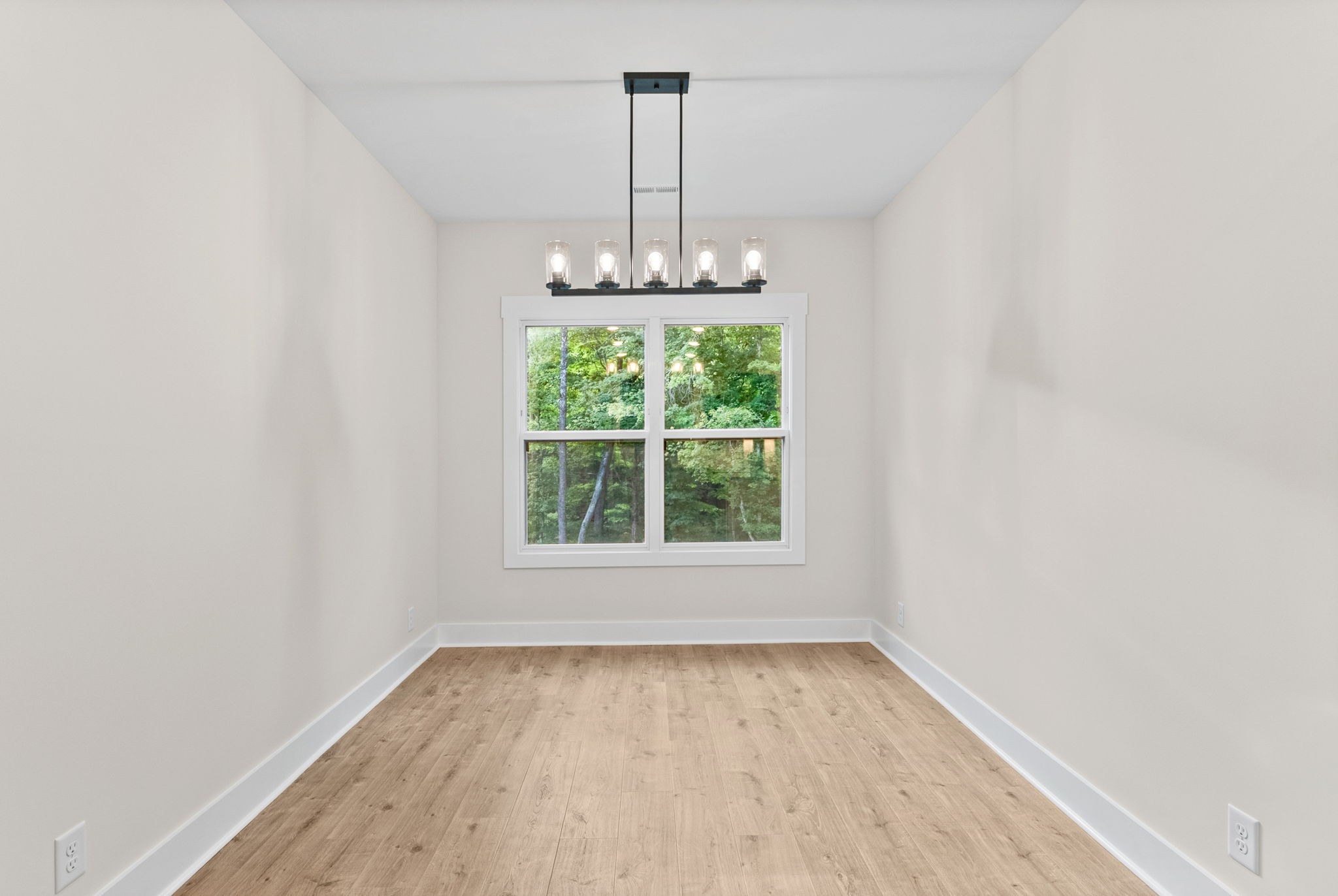 2210 Palmyra Road Palmyra, TN 37142 - Photo 16 of 49 Gallery Image 16