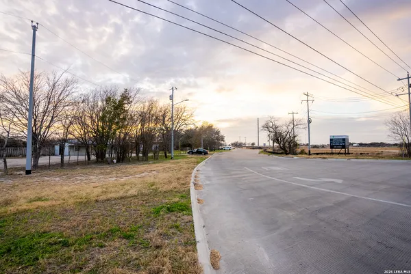$1,200,000 | 637 Strempel Road, Seguin, TX 78155