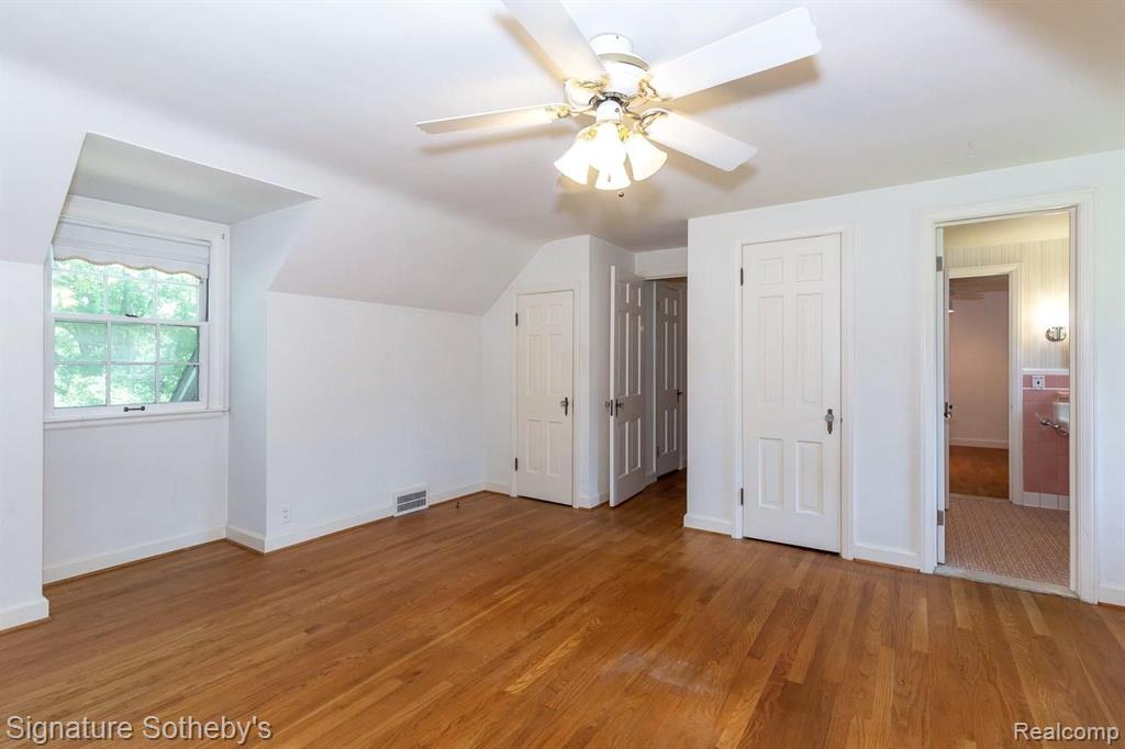 27745 Rackham Drive Lathrup Village, MI 48076 - Photo 21 of 36