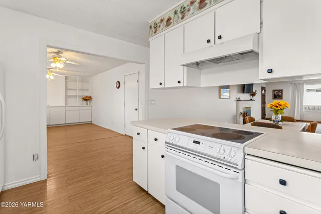 $272,500 | 100 North 60th Avenue, Unit 1, Yakima, WA 98908