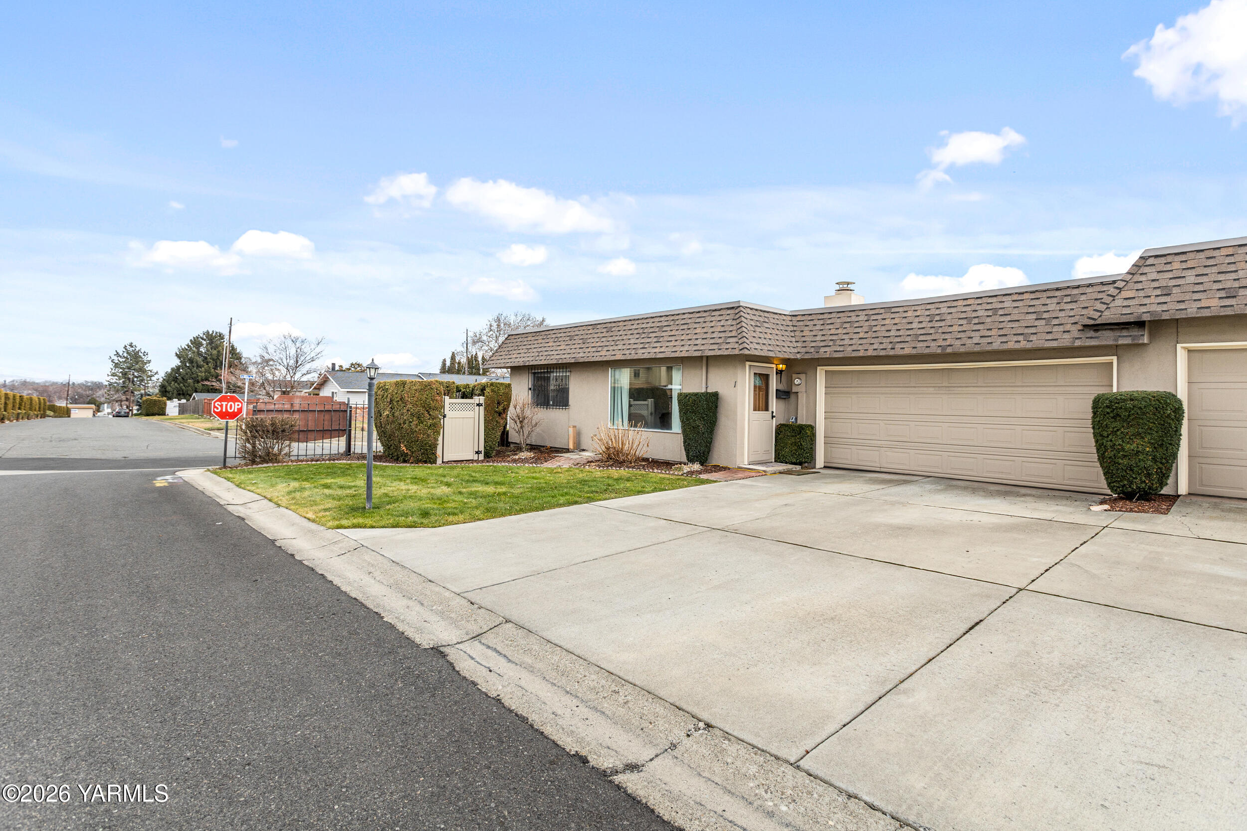 100 North 60th Avenue, Unit 1 Yakima, WA 98908 - Photo 19 of 29 100N60th#1_01
