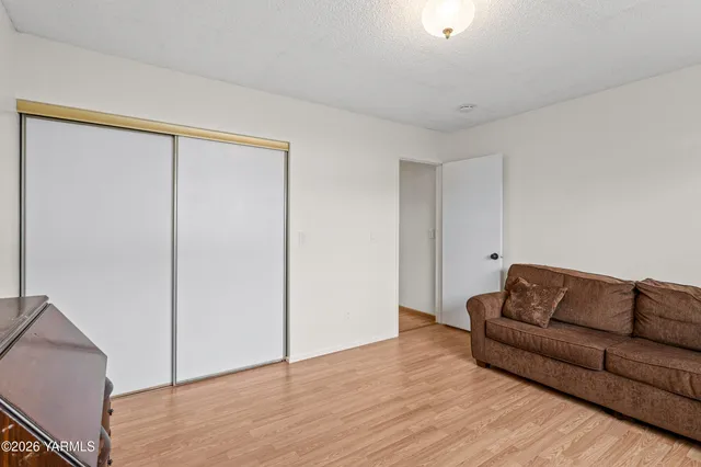 $272,500 | 100 North 60th Avenue, Unit 1, Yakima, WA 98908