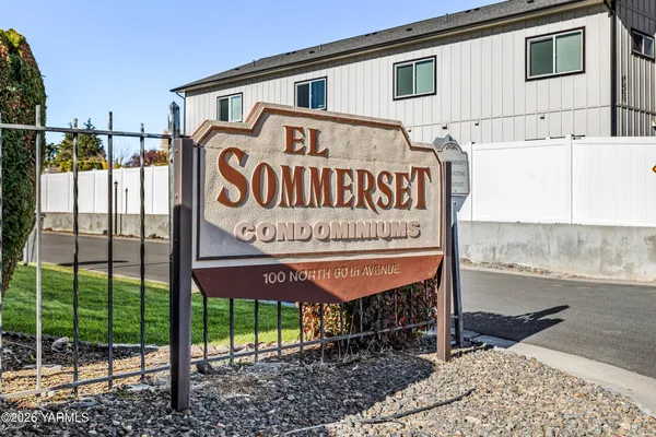 $259,900 | 100 North 60th Avenue, Unit 1, Yakima, WA 98908