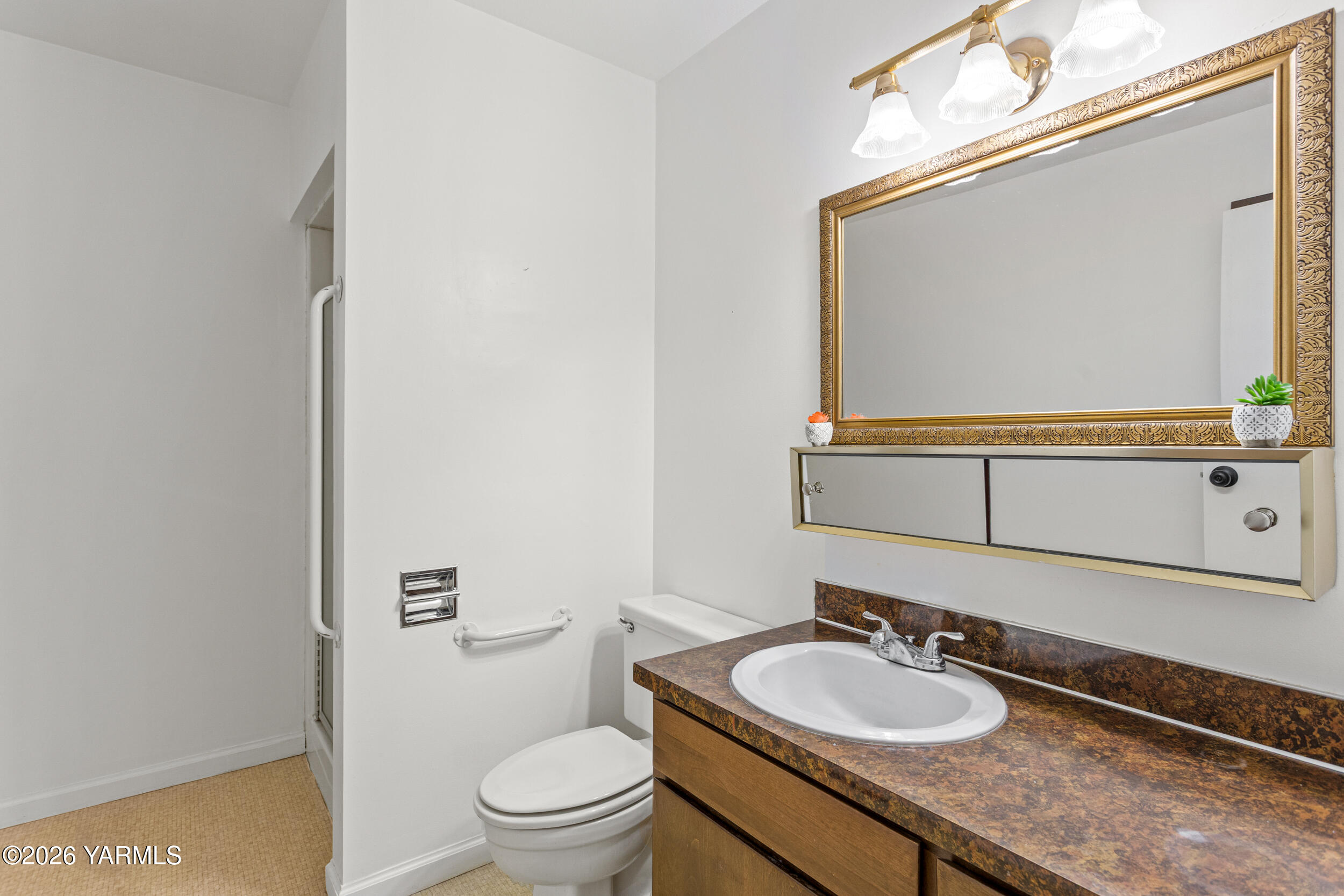 100 North 60th Avenue, Unit 1 Yakima, WA 98908 - Photo 28 of 29 100N60th#1_22