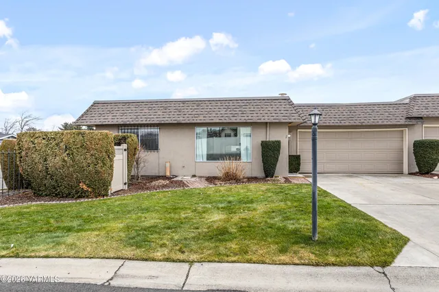 $272,500 | 100 North 60th Avenue, Unit 1, Yakima, WA 98908