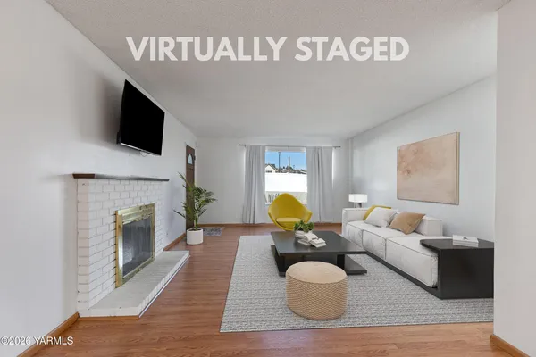 $259,900 | 100 North 60th Avenue, Unit 1, Yakima, WA 98908