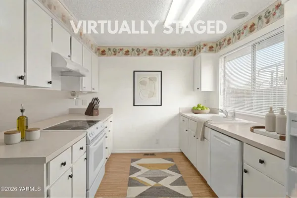 $259,900 | 100 North 60th Avenue, Unit 1, Yakima, WA 98908