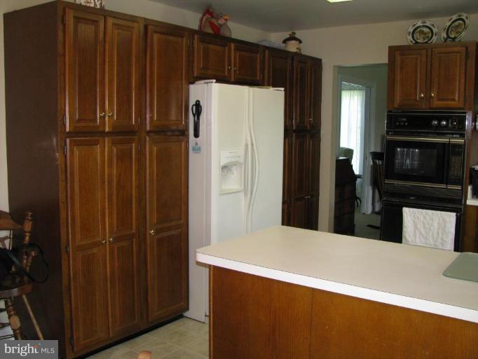 13478 Molly Berry Road Brandywine, MD 20613 - Photo 9 of 26 Kitchen