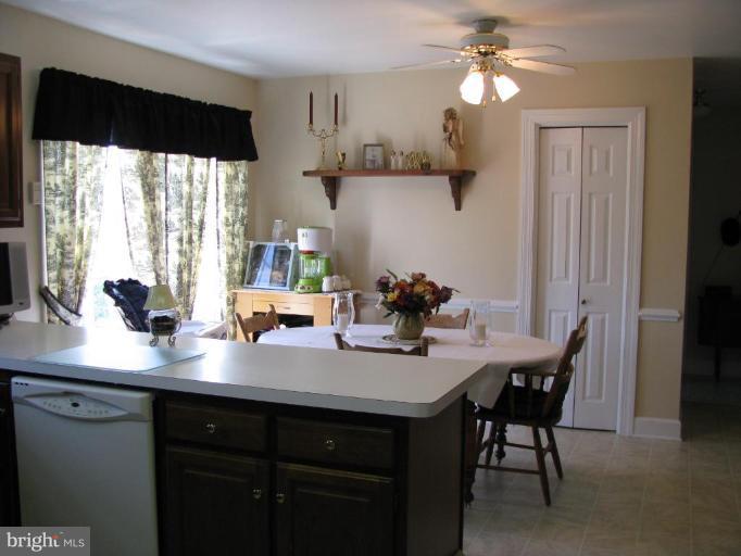 13478 Molly Berry Road Brandywine, MD 20613 - Photo 10 of 26 Kitchen Eating Area