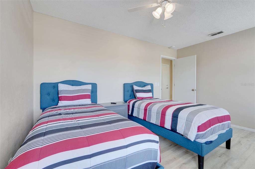 8607 Knottingham Drive Kissimmee, FL 34747 - Photo 33 of 40