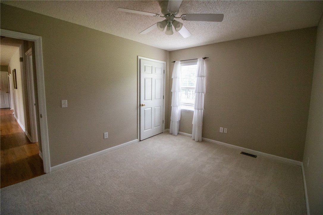 899 West Pine Grove Road Seneca, SC 29678 - Photo 13 of 42 Gallery Image 13