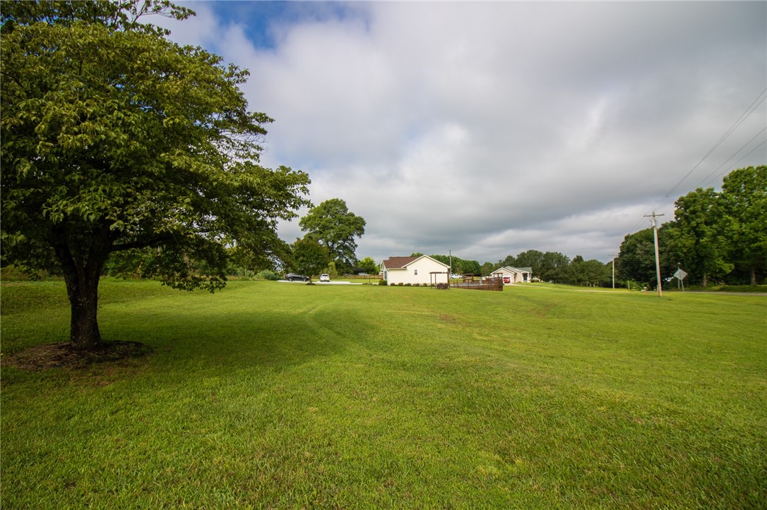 899 West Pine Grove Road Seneca, SC 29678 - Photo 5 of 42 Gallery Image 5