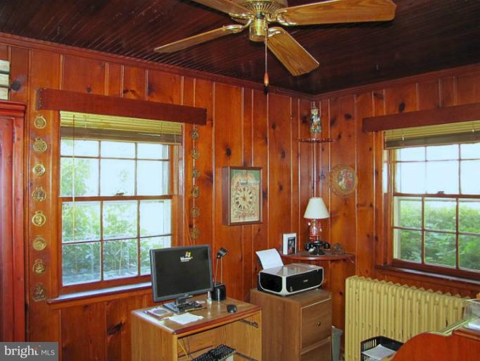 5931 Chesterbrook Road McLean, VA 22101 - Photo 6 of 15 Family Room