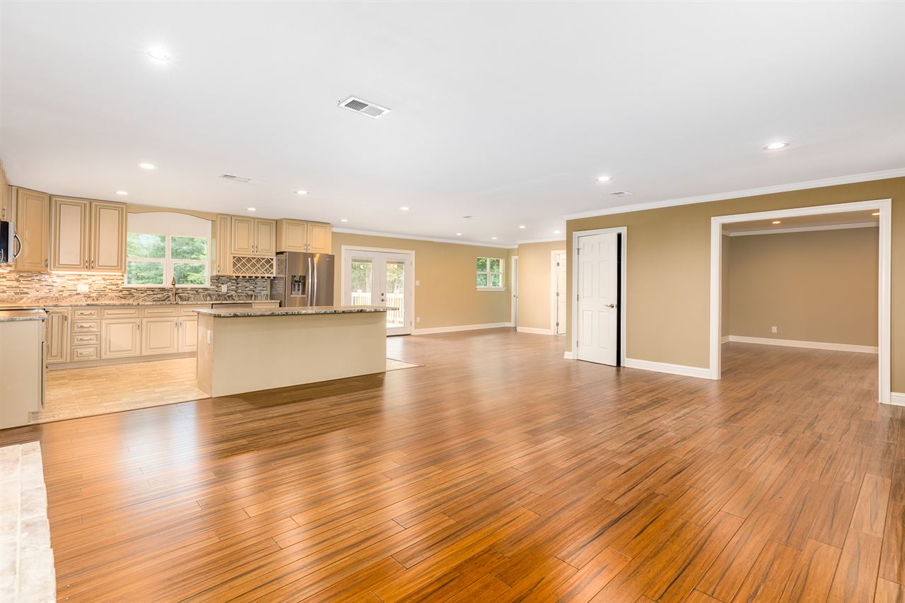 9080 Alexis Court Daphne, AL 36527 - Photo 5 of 34
