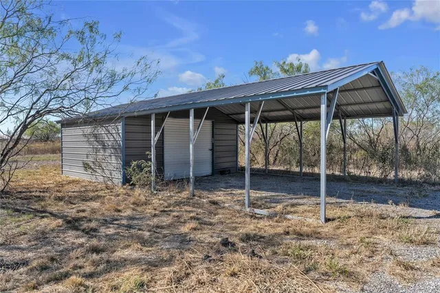 $900,000 | 9268 Norrell Road, Venus, TX 76084