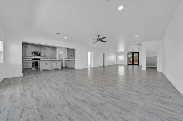 $900,000 | 9268 Norrell Road, Venus, TX 76084