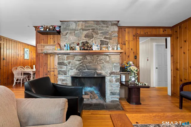 $950,000 | 334 Oxford Road, Oxford, CT 06478