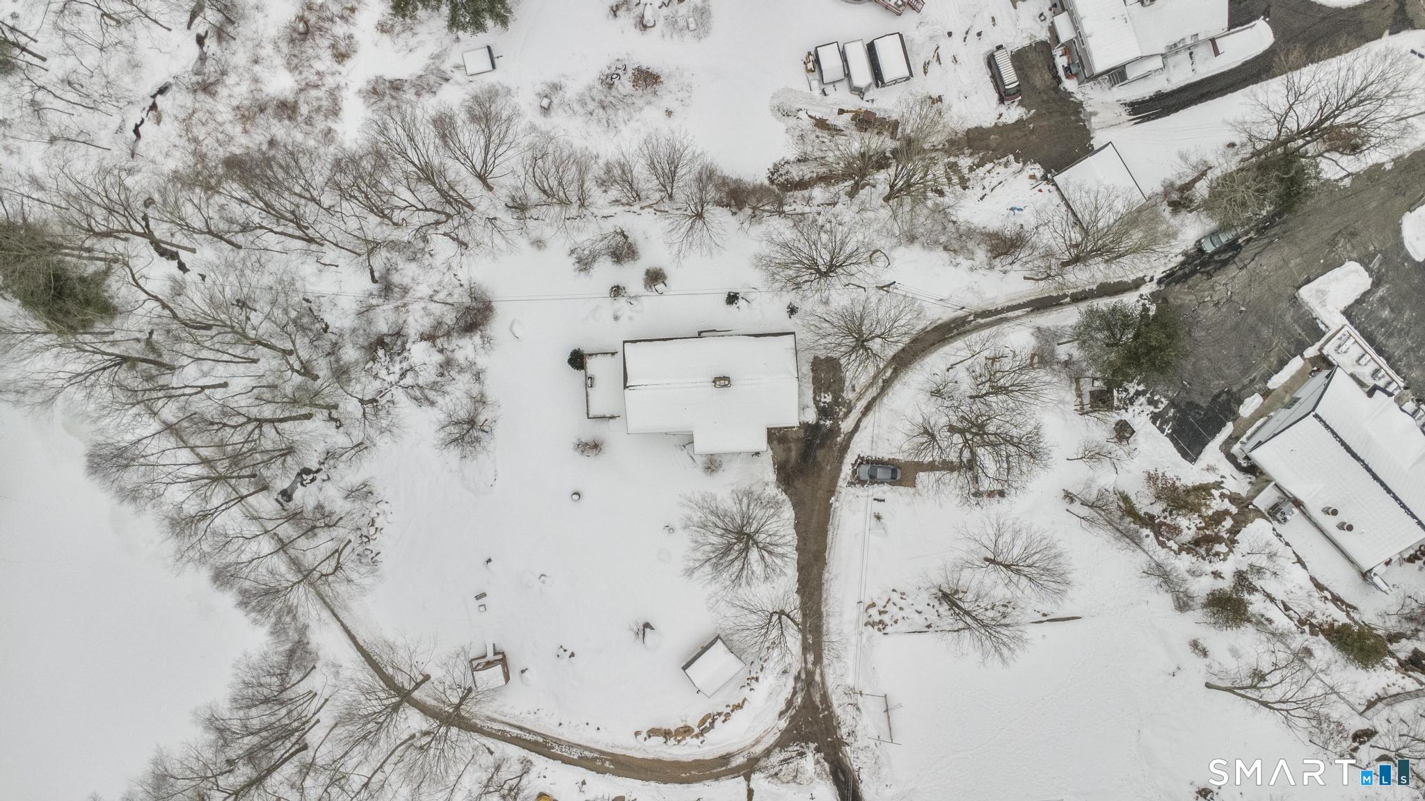 334 Oxford Road Oxford, CT 06478 - Photo 30 of 32