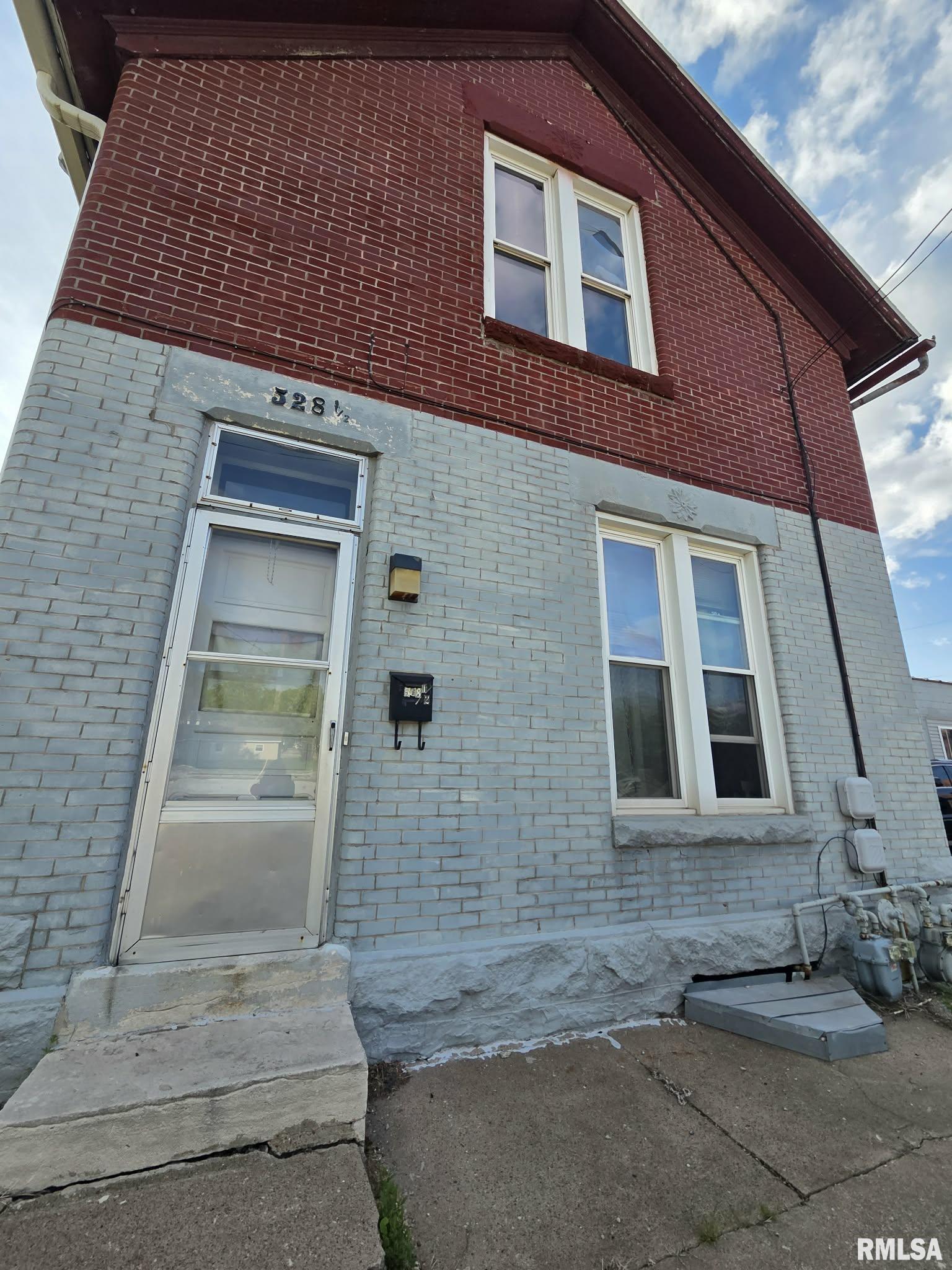 528 South 9th Street Quincy, IL 62301 - Photo 2 of 20