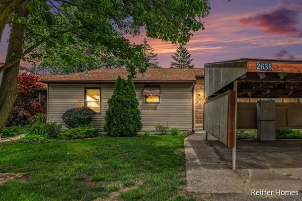 $210,000 | 2638 Chatham Woods Drive Southeast, Grand Rapids, MI 49546